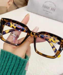 2024 Oversized Square Glasses Anti Blue Light Glasses Large Frame Myopia Glasses Flat Light Glasses Transparent Eyeglasses